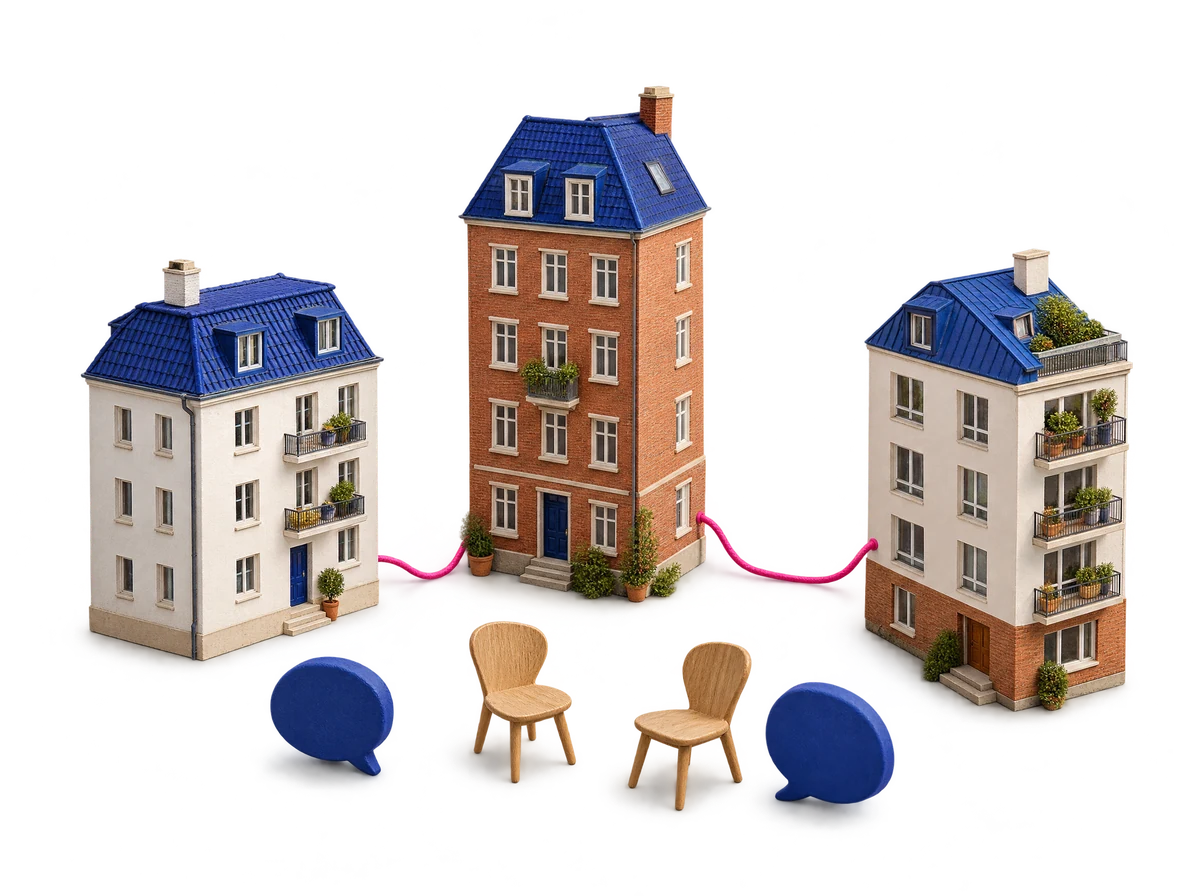 Illustrative Collage: Drei Hausminiaturen sind durch einen pinken Faden und blaue Sprechformen miteinander verbunden.